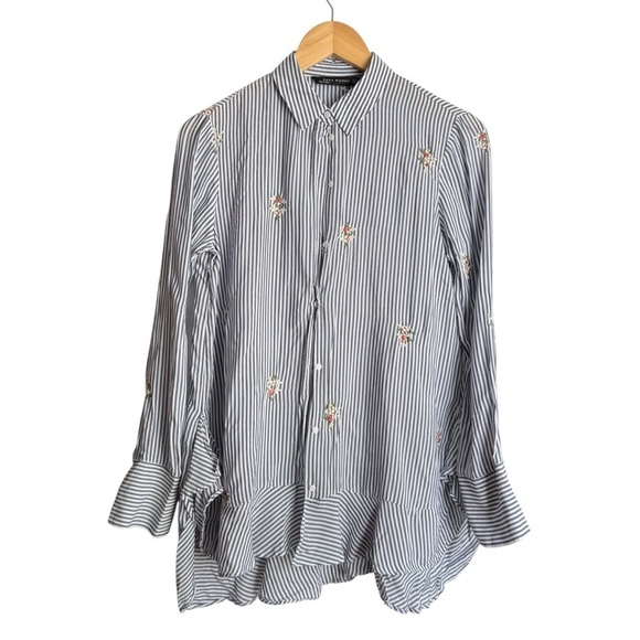 Zara Striped Flowing Embroidered Floral Blouse Blue White Women’s Small - Picture 3 of 12